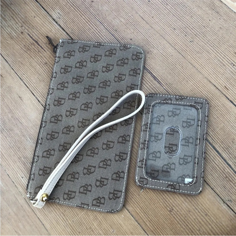 Vintage Dooney & Bourke monogram handbag | accessories included! - Picture 2 of 16
